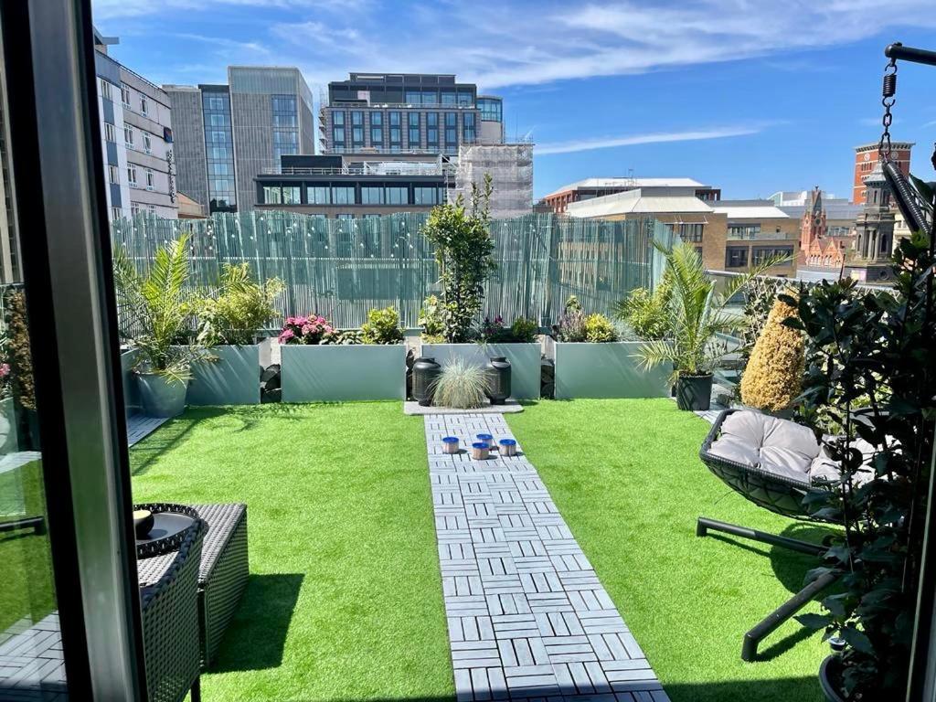 버밍엄 Luxury 9Ine Penthouse With Garden & Jacuzzi 아파트 외부 사진